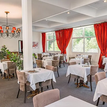 Savoy 3* 브리드레방