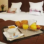 Hotel Savoy 3*