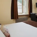 Savoy Hotel 3*