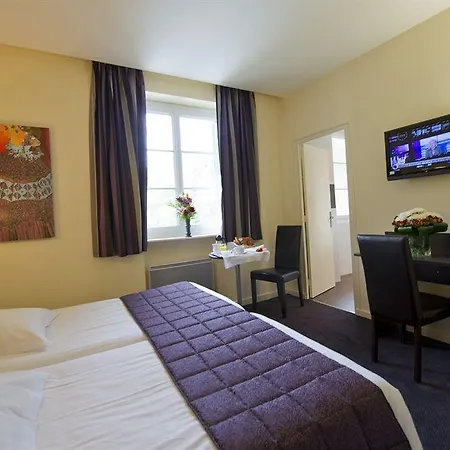 Savoy 3*