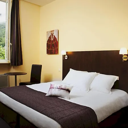 Hotel Savoy 3*